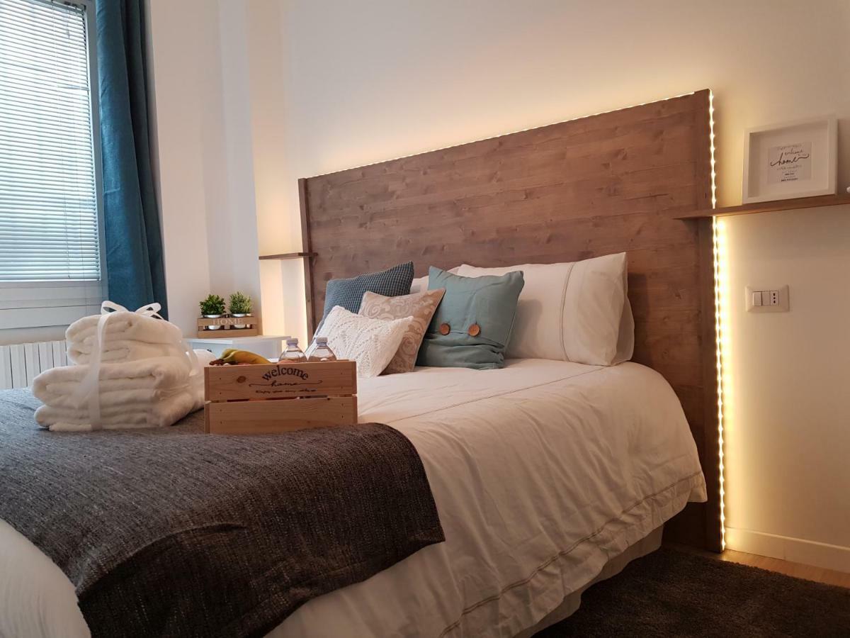 M.H.S. Apartment Милано Екстериор снимка