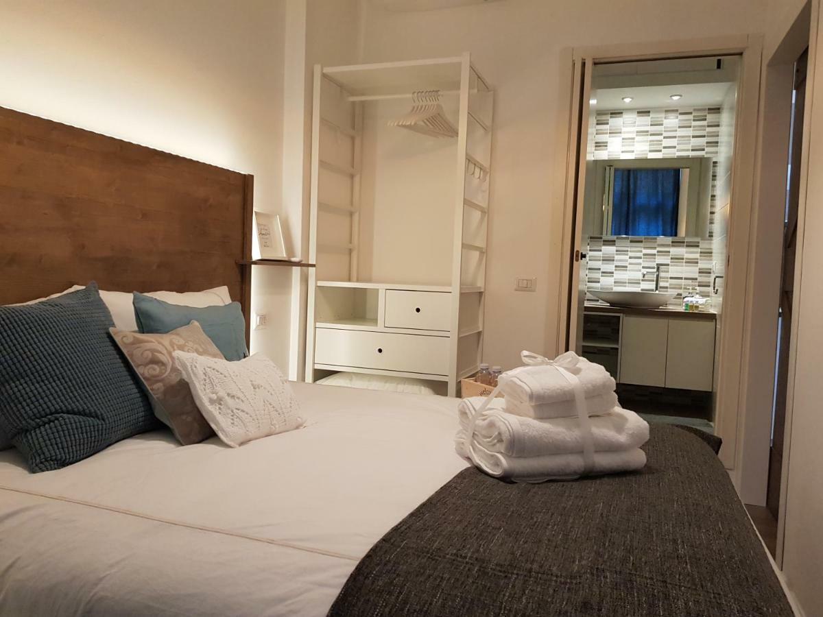 M.H.S. Apartment Милано Екстериор снимка